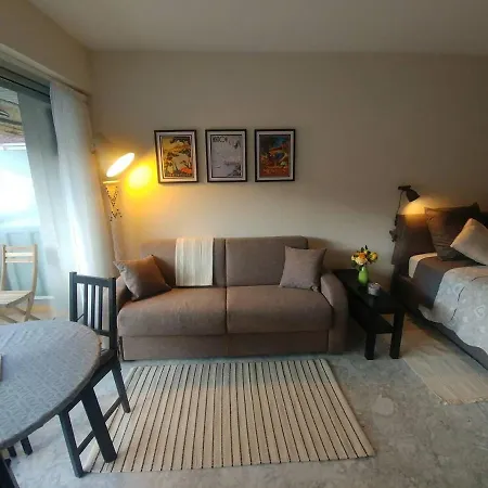Apartment Avec Parking Prive Au Coeur De La Menton